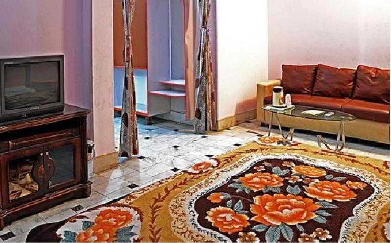 Oyo 9629 Near Taj Mahal آغْرا المظهر الخارجي الصورة