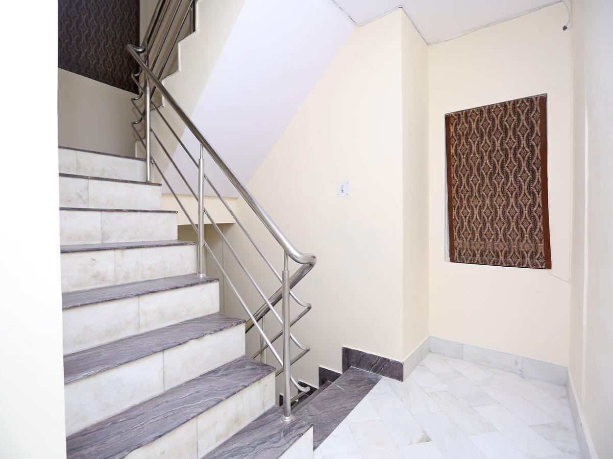 Oyo 9629 Near Taj Mahal آغْرا المظهر الخارجي الصورة